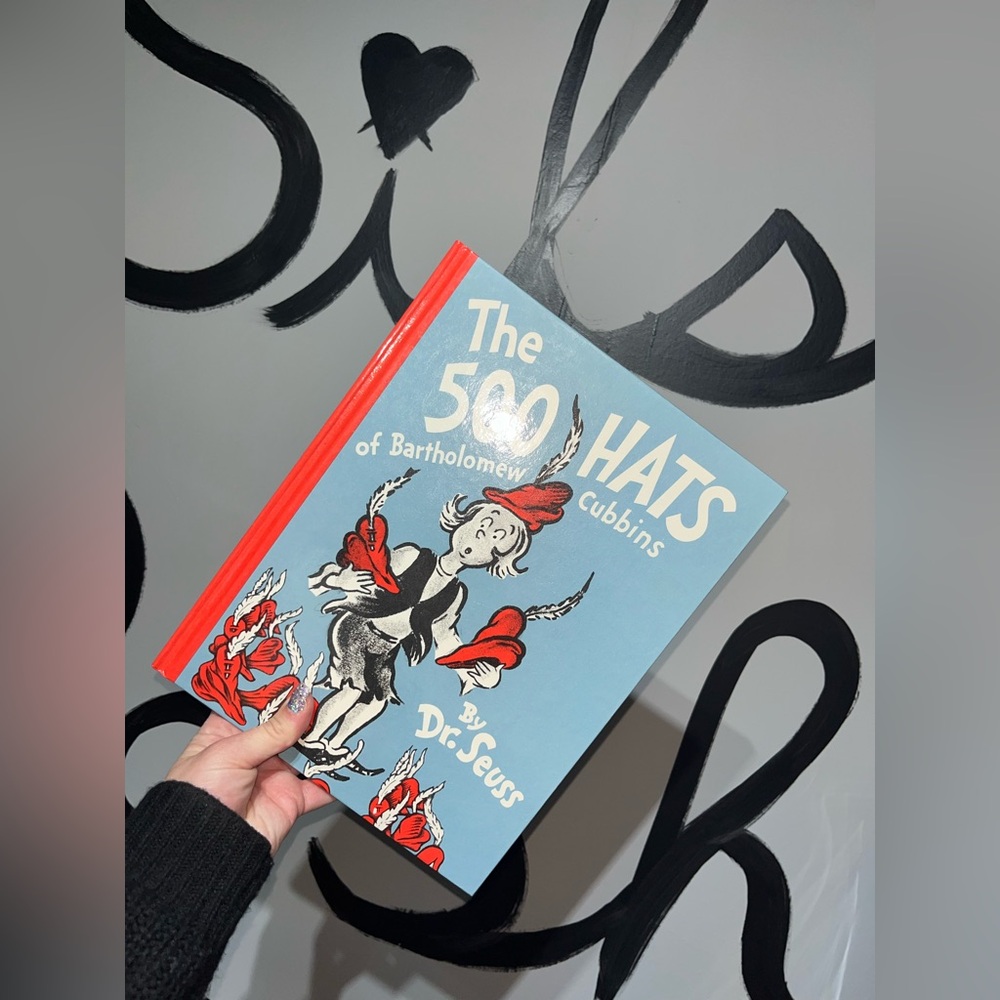 DR SEUSS BOOK
